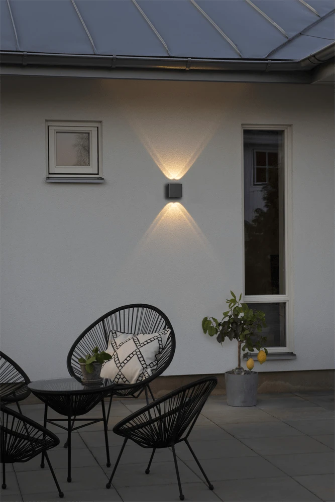 Konstsmide Chieri PowerLED 230V Wandlamp Flush Double Two 11x11cm, 2x 2W 5 Konstsmide Chieri PowerLED 230V Wandlamp Flush Double Two 11x11cm, 2x 2W - Afbeelding 3