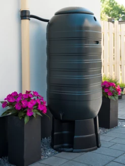 Regenton 250L Kunststof 'slimline' - Groen H121x50x50cm - Nature -Groen Verkoop regenton 250l kunststof slimline groen h121x50x50cm 6 4