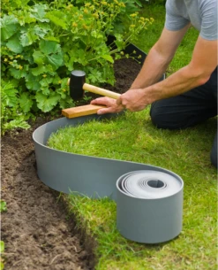 Tuinborderrand PE Grijs 3mm - 10x0,15m - Nature -Groen Verkoop tuinborderrand pe grijs 3mm 10x0 15m nature 3