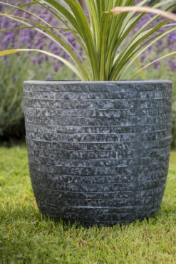 Bloempot Utah Egg - D45 X H43cm - Donkergrijs -Groen Verkoop utah egg pot graphite d45h43 bloempot 7 8
